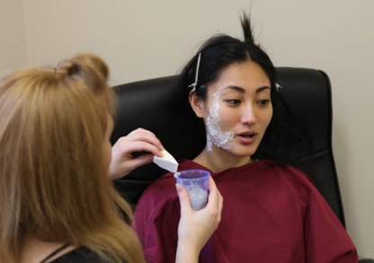 Actress Yuriri Naka undergoes  a two hour make-up session